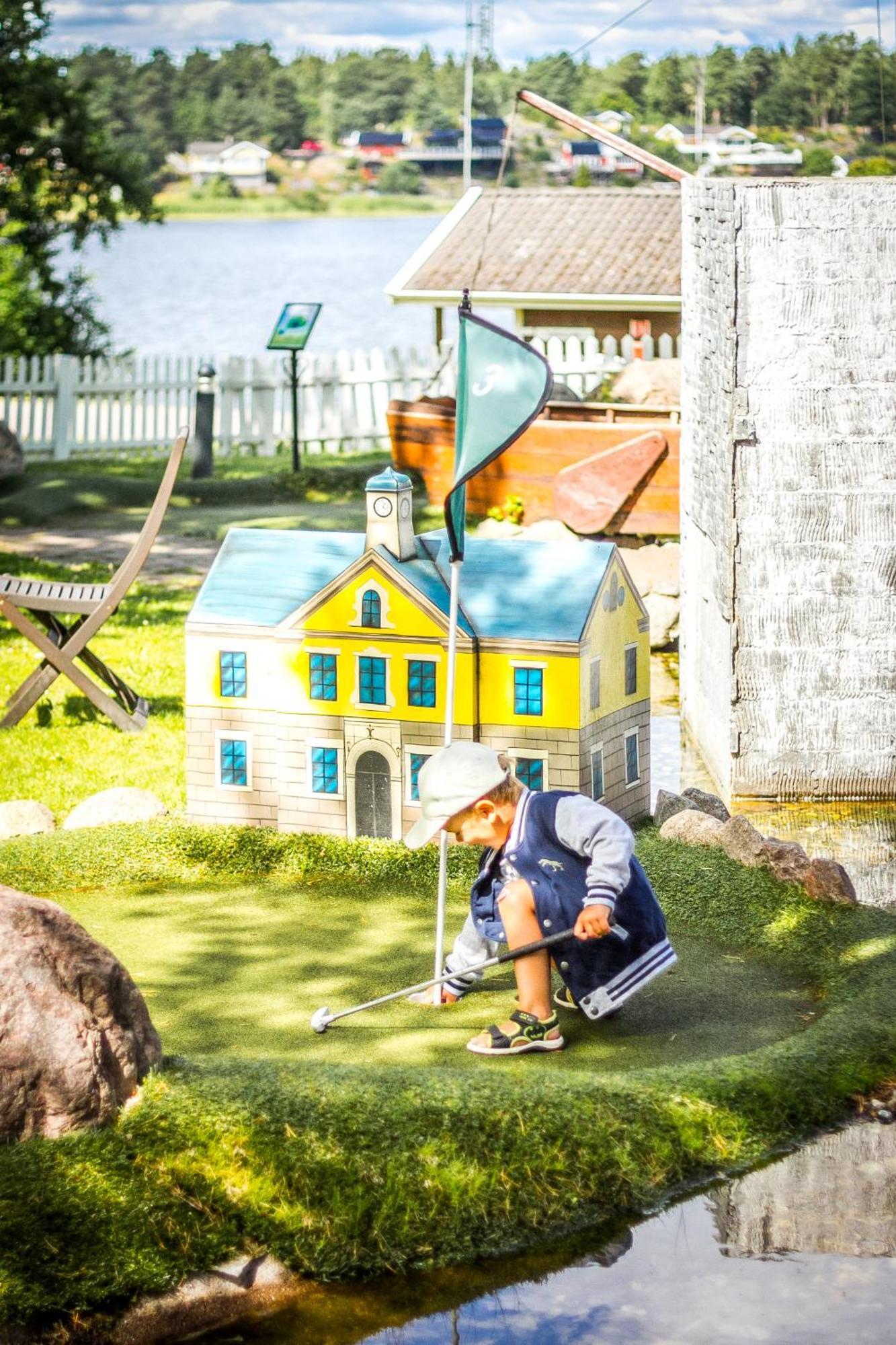 Kristinehamn Herrgardscamping & Stugor Exteriér fotografie