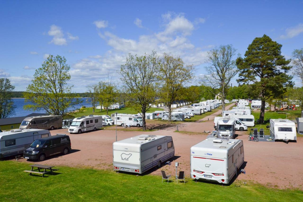 Kristinehamn Herrgardscamping & Stugor Exteriér fotografie